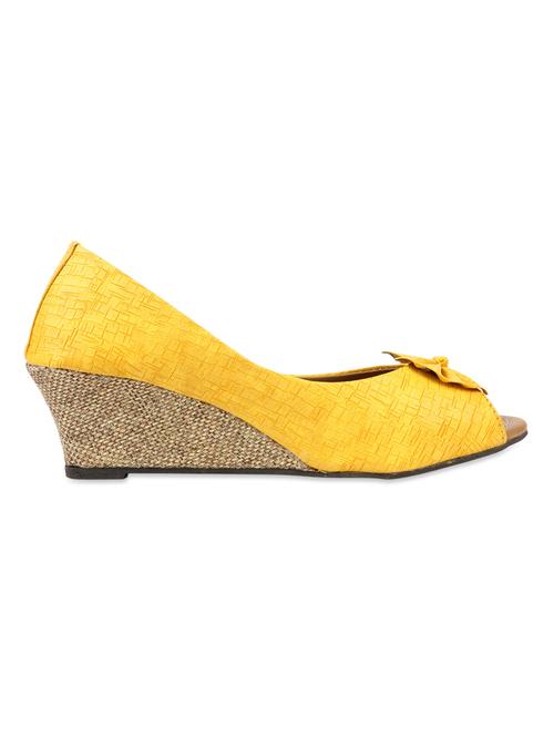 yellow bow embellished peep-toes - 939572 - Very Small Image - 1