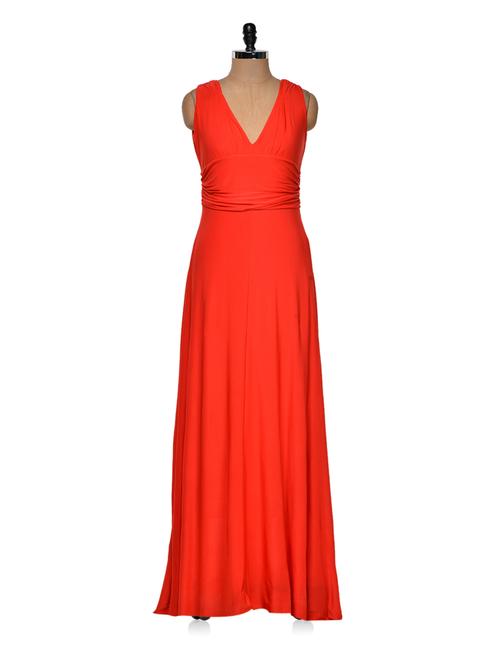 red v-neck gown - 942601 - Very Small Image - 1