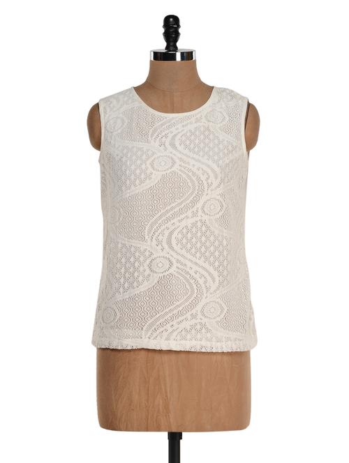 white lacey top - 943299 - Very Small Image - 1