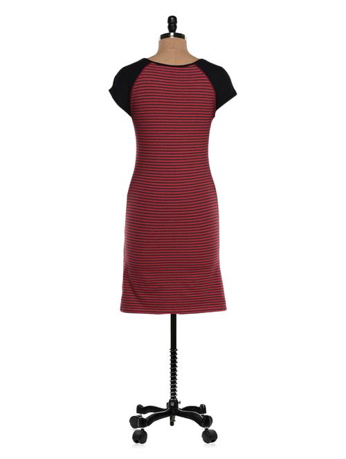 red and black striped dress - 943304 - Very Small Image - 1