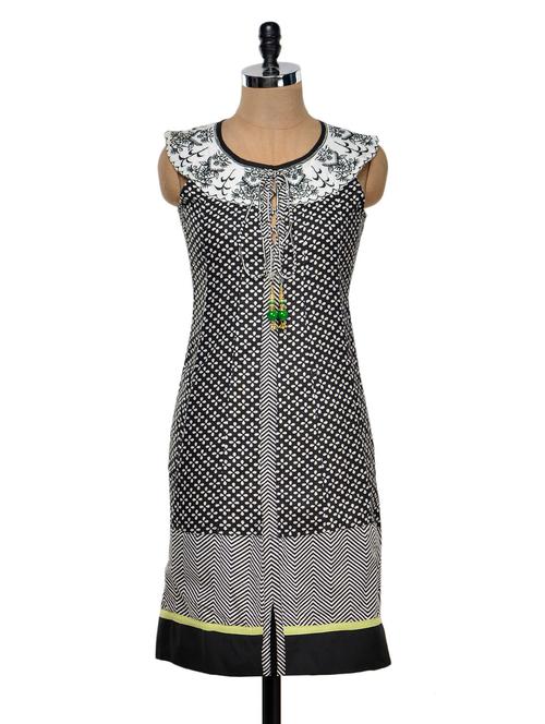 Black and white printed kurta - 951455 - Very Small Image - 1
