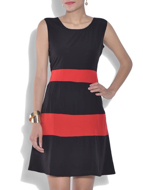 red and black cotton lycra printed dress - 9557907 - Very Small Image - 1