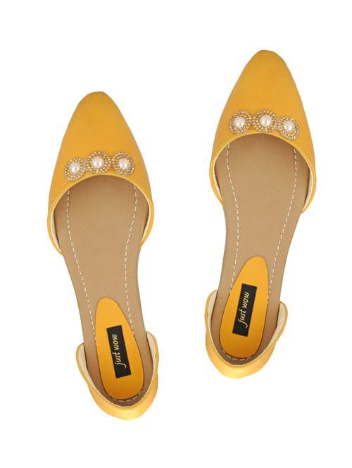 Yellow embellished pointy toed leather flats - 9563657 - Very Small Image - 1