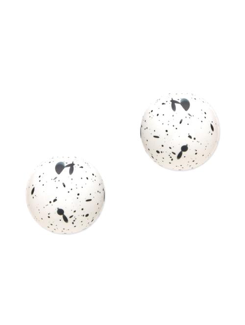 white double sided earrings - 9594253 - Very Small Image - 1