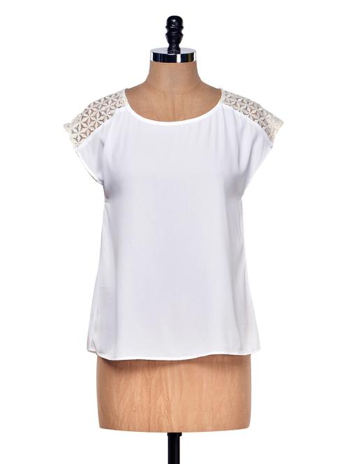 shoulder lace white top - 960535 - Very Small Image - 1