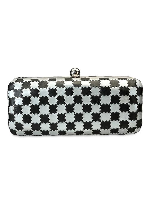 silver leather weave designed clutch - 9612935 - Very Small Image - 1