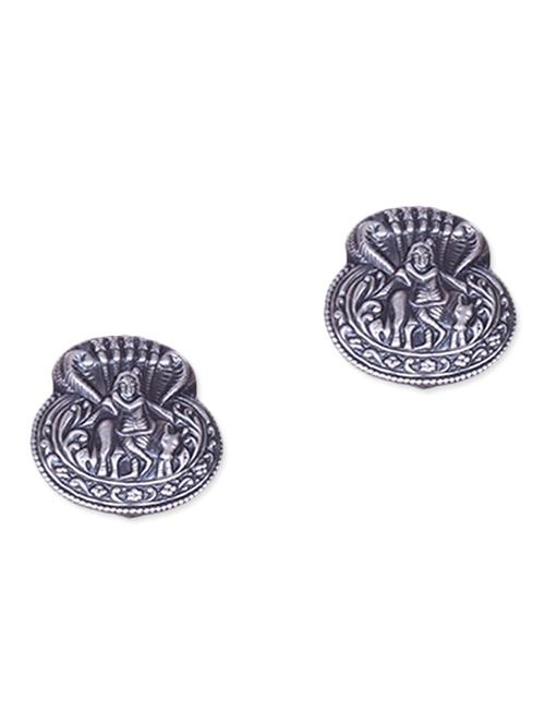 sterling silver embossed studs - 9618224 - Very Small Image - 1
