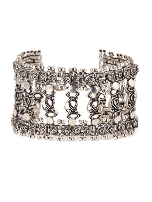 antique silver tribal inspired bracelet - 9631765 - Very Small Image - 1