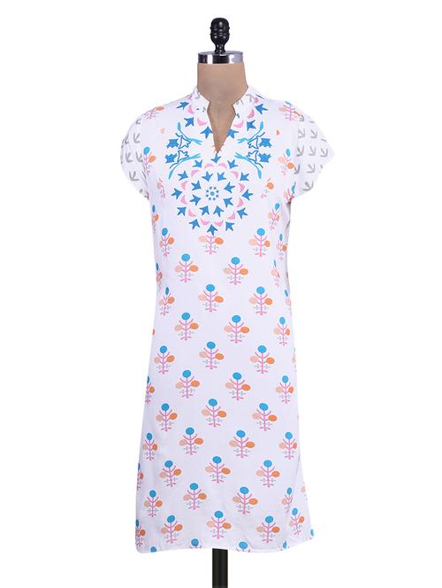 White printed rayon kurta - 9657443 - Very Small Image - 1