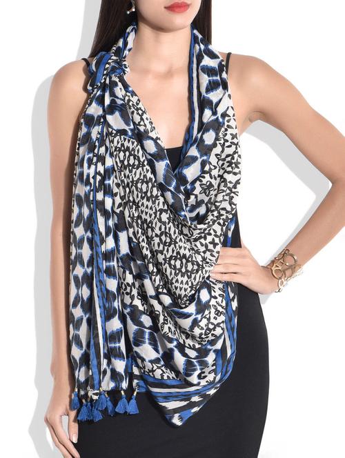 multicolored cotton abstract printed tasseled scarf - 9686281 - Very Small Image - 1