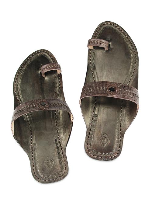 dark brown leather kolhapuri flats - 9729546 - Very Small Image - 1
