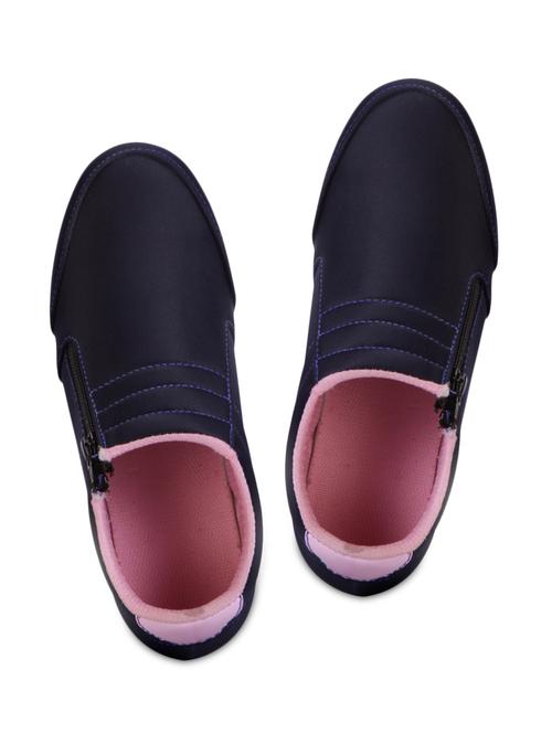 black leatherette sneakers - 9763203 - Very Small Image - 1