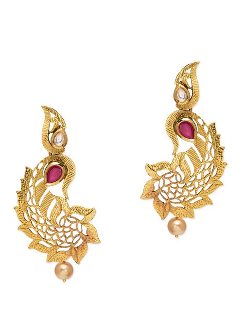 golden cut work engraved earrings - 9773802 - Very Small Image - 1