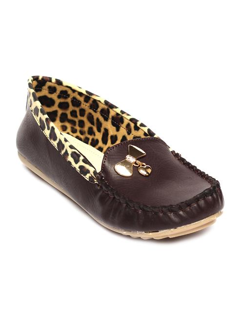 fashionable loafers to enhance your style quotient. - 9879262 - Very Small Image - 1