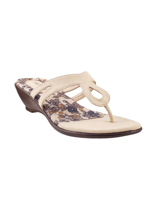 beige leatherette toe separator sandal - 9900674 - Very Small Image - 1