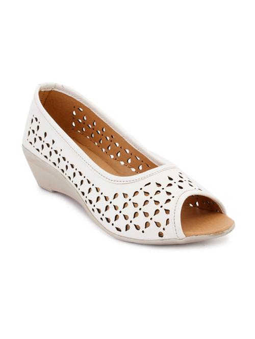 metrogue women's open toe platform wedge with laser engravings - 10093169 - Very Small Image - 1