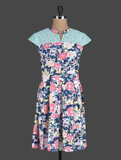 Blue Floral Printed skater Dress - 1060738 - Very Small Image - 1