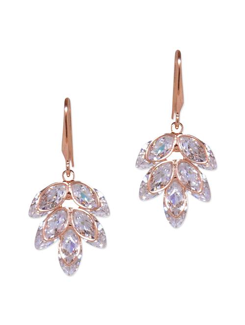 beige metal earring - 10681264 - Very Small Image - 1