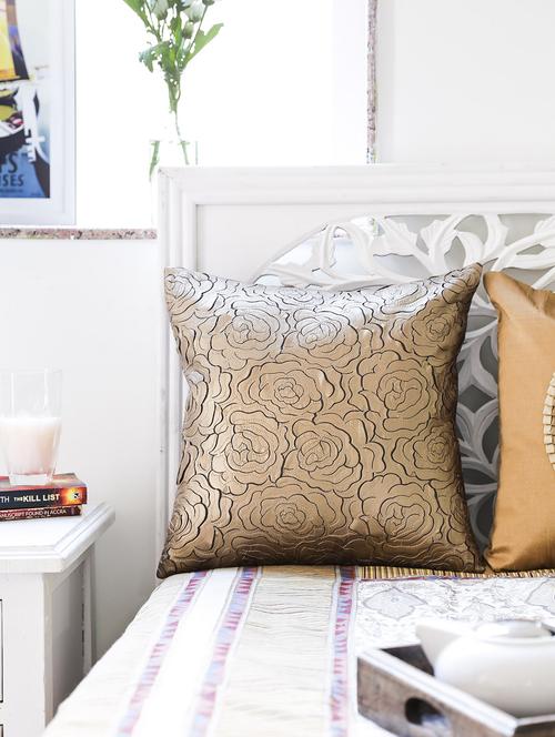 gold  floral printed cushion cover - 1084941 - Very Small Image - 1
