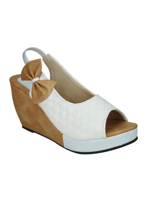 white leatherette wedge - 12152499 - Very Small Image - 1