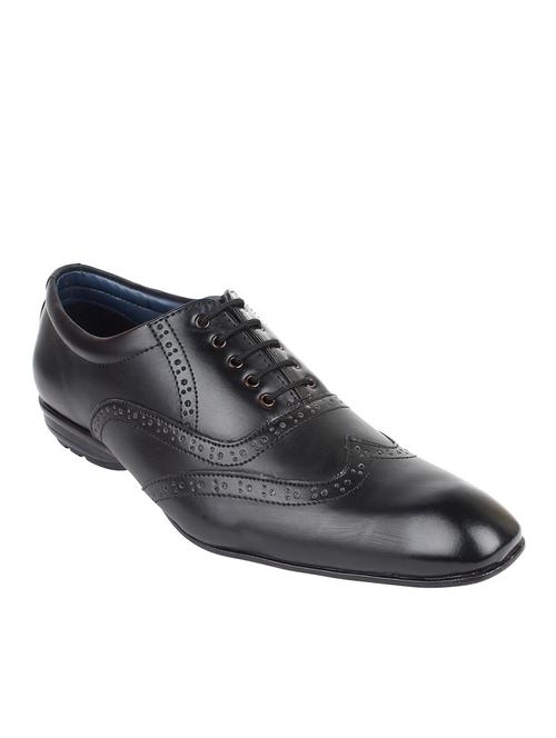 black synthetic brouges - 12267152 - Very Small Image - 1