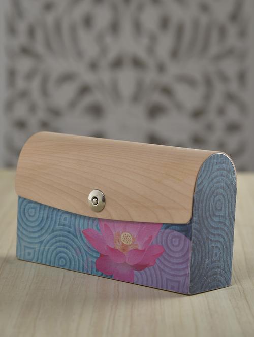 blue floral printed wood cylinder clutch - 1287452 - Very Small Image - 1