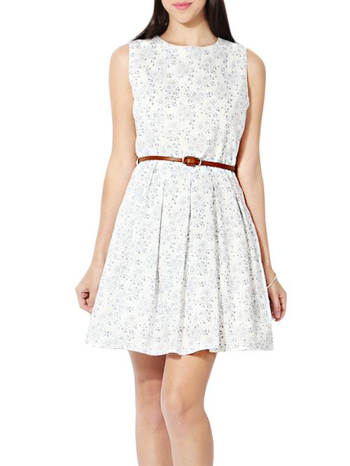 white cotton belted dress - 13184522 - Very Small Image - 1