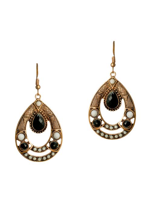 black metal drop earrings - 13693825 - Very Small Image - 1