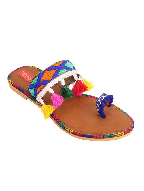 multi colored one toe  kolhapuri - 14234175 - Very Small Image - 1
