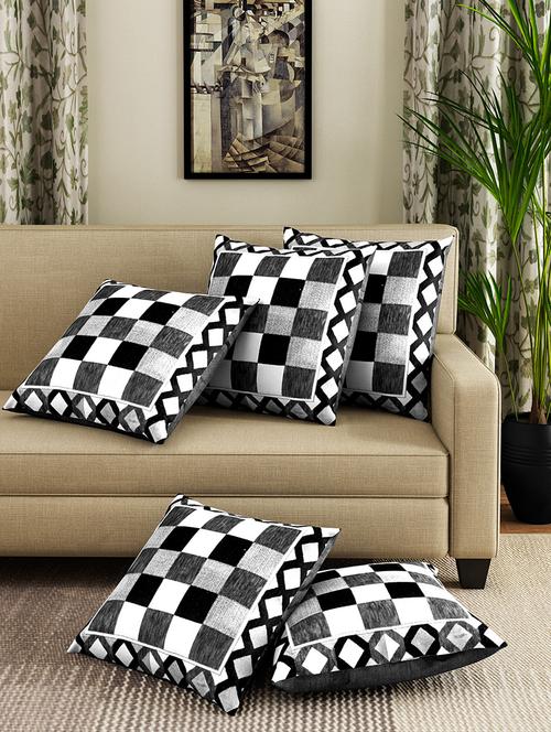 set of 5 black chenille check print cushion covers - 14368349 - Very Small Image - 1