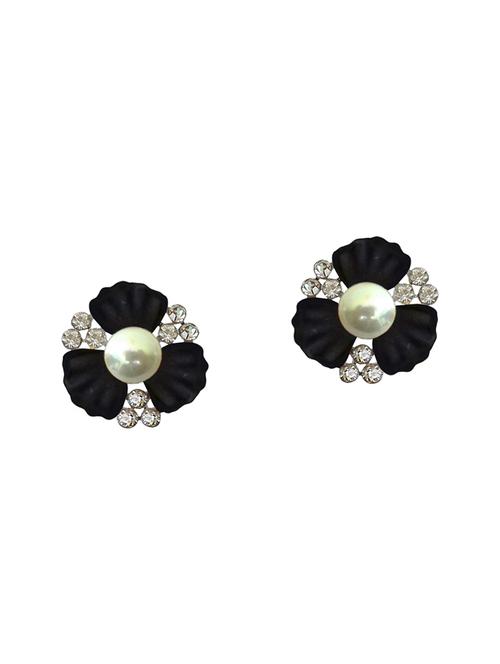 black metal studs earring - 15129252 - Very Small Image - 1
