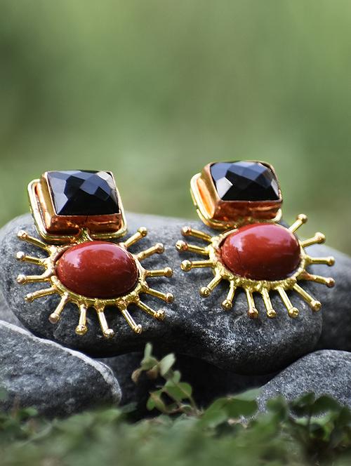 gold brass drop earring - 15266754 - Very Small Image - 1