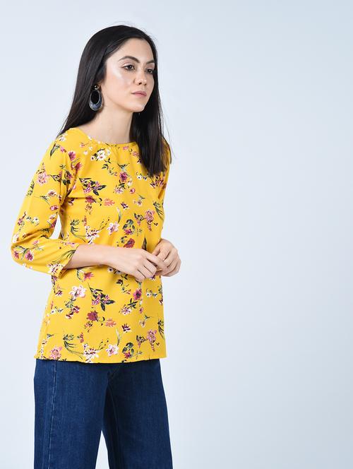 floral round neck top - 15349216 - Very Small Image - 1