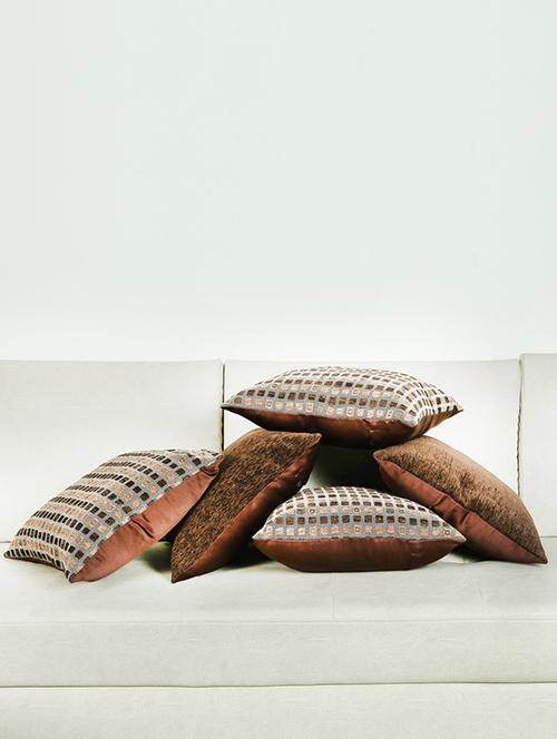 set of 5 polyester cushion covers - 15459903 - Very Small Image - 1