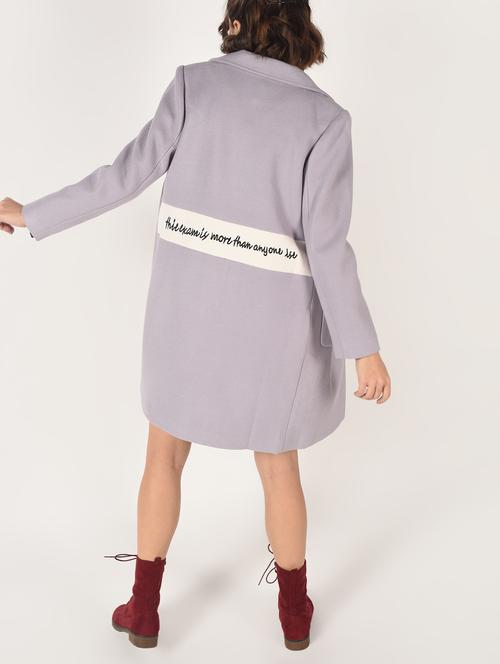 slogan print paneled overcoat - 15801918 - Very Small Image - 1