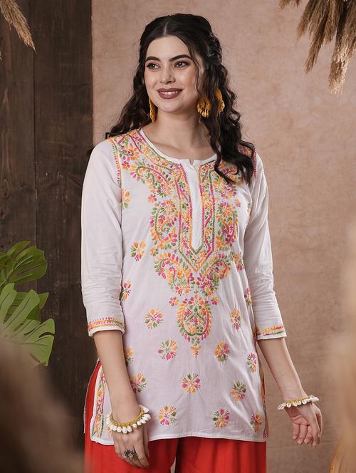 hand-embroidered white chikankari kurti  - 15861577 - Very Small Image - 1