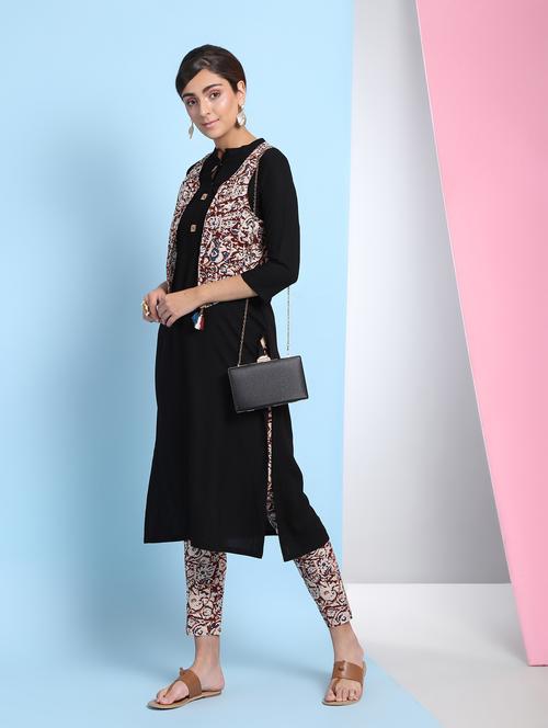 solid kurta with jacket  - 16245318 - Very Small Image - 1