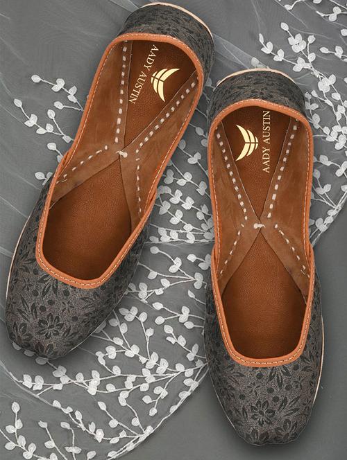 black fabric slip on jutis & mojaris - 16801601 - Very Small Image - 1