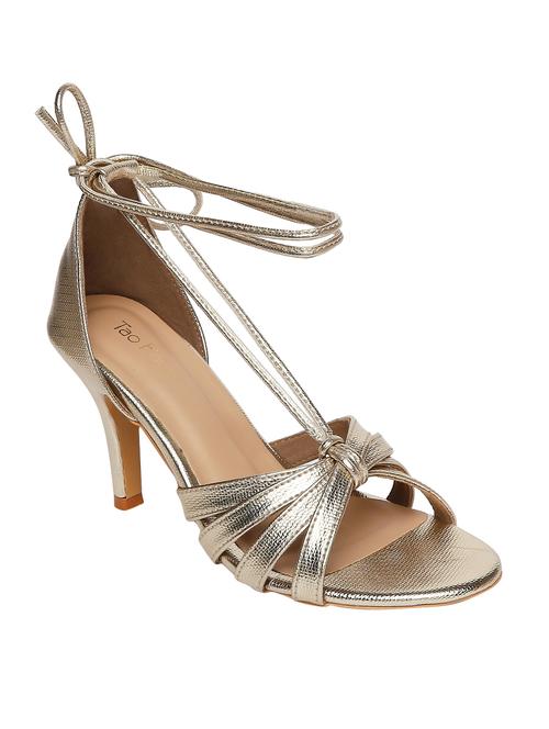 gold closed back sandals - 16879647 - Very Small Image - 1