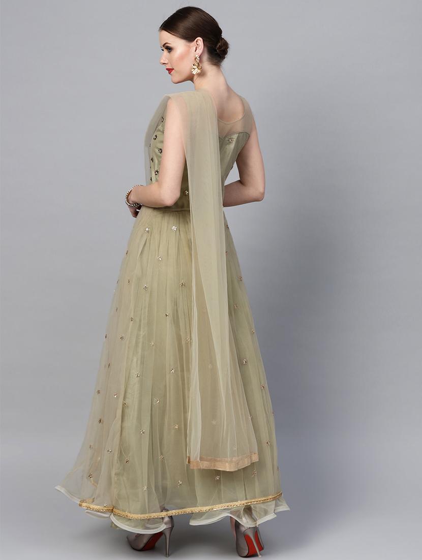 embellished net flared gown - 17087757 - Zoom Image - 2