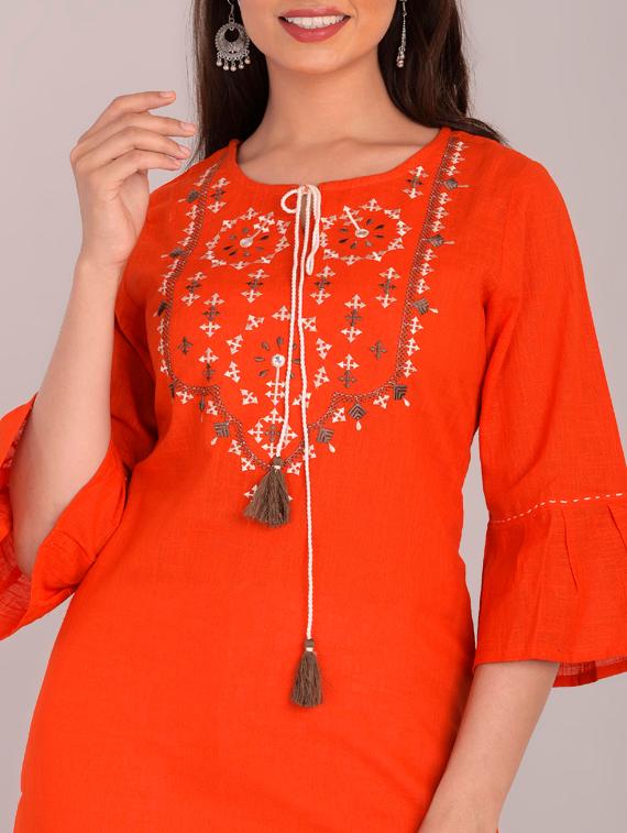 women's straight kurta - 17101987 - Standard Image - 3