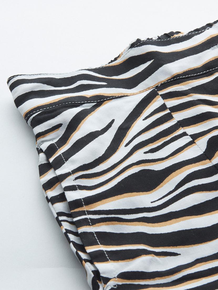 high rise animal print short - 17408524 - Standard Image - 5