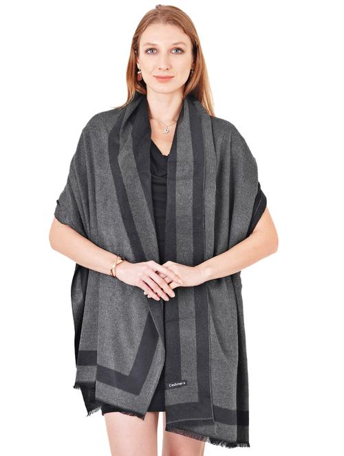 women's grey stole - 17462838 - Very Small Image - 1