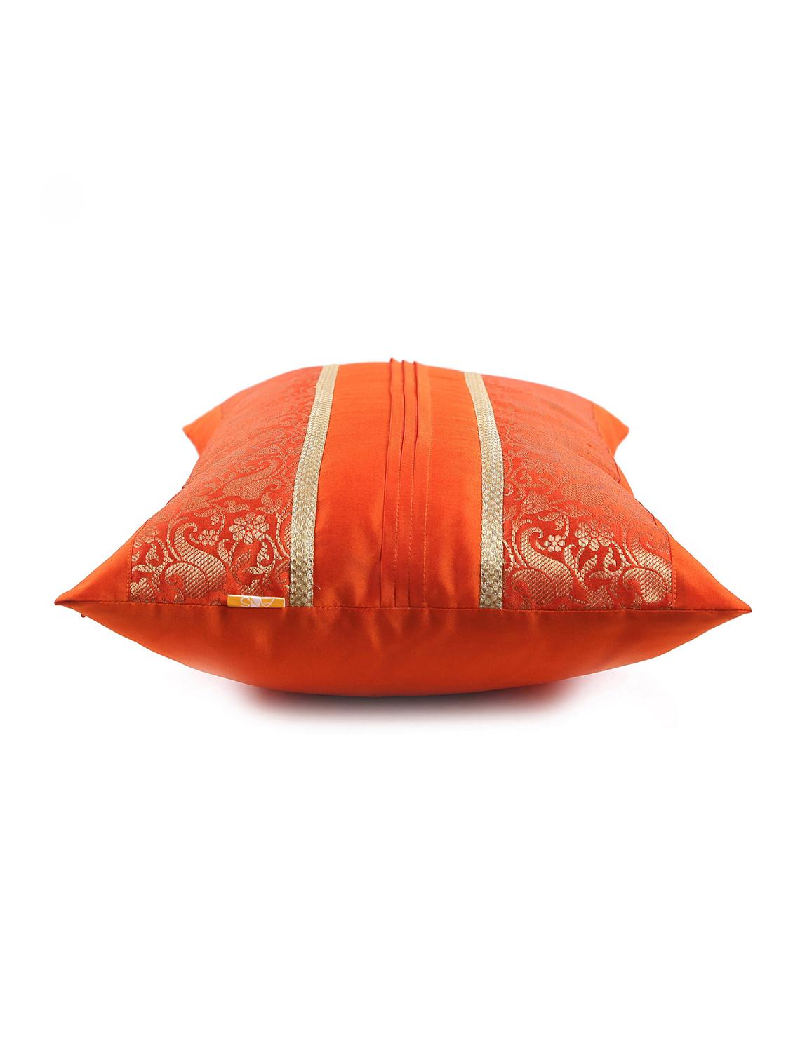 set of 2 red foliage brocade cushion cover with pleats - 18249095 - Standard Image - 5