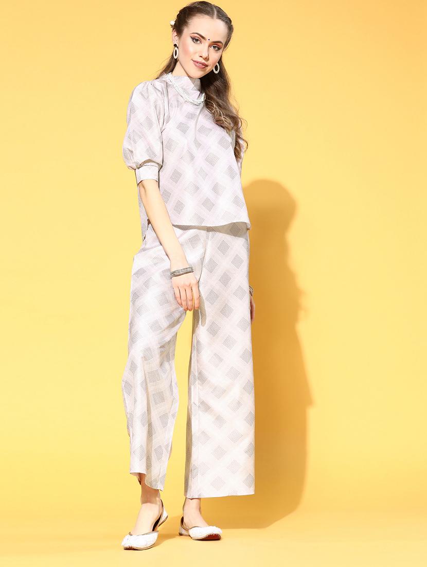 pink top pant set - 18287898 - Zoom Image - 0
