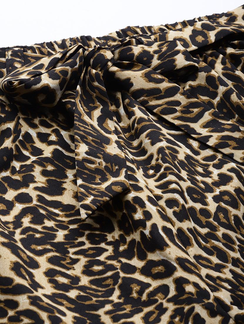 mid rise printed regular short - 18339441 - Standard Image - 5