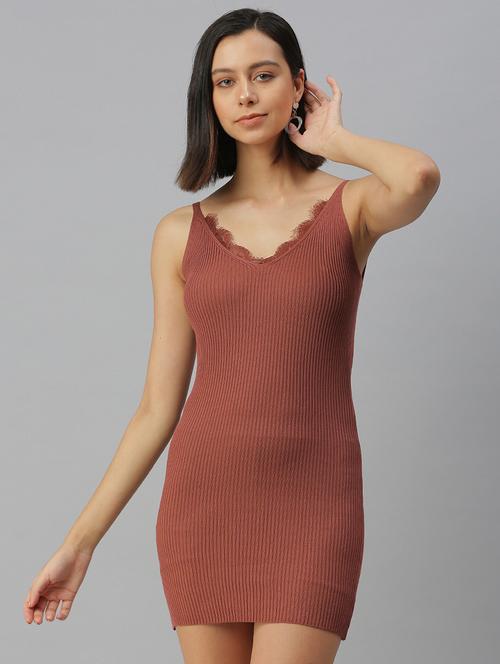 sleeveless solid bodycon dress - 18390438 - Very Small Image - 1