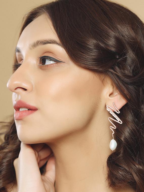pink brass studs earring - 18393394 - Standard Image - 3