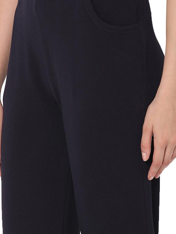 high waist solid flared trouser - 18526989 - Zoom Image - 4