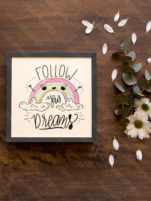 wooden photo frame - 18552554 - Very Small Image - 1